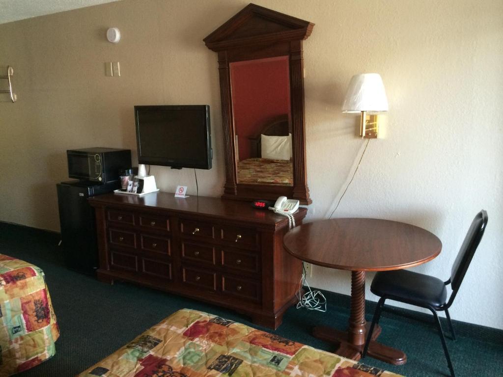 Bestway Inn Ruidoso Downs Zimmer foto