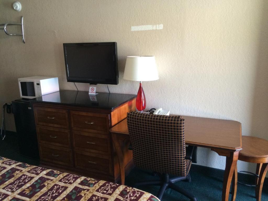 Bestway Inn Ruidoso Downs Zimmer foto